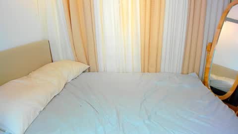 itsurgirlbubbles online show from September 2025 02:47:02 AM