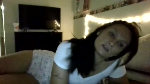 Snapshot of itsvictoriaxxx chatting on June 2026 07:44:01 AM itsvictoriaxxx online show from June 2026 07:44:01 AM
