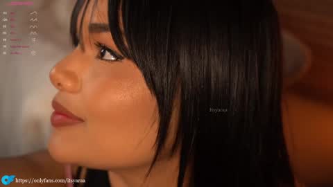 Snapshot of itsyaraa chatting on December 2024 12:42:02 AM SABRINA. online show from December 2024 12:42:02 AM