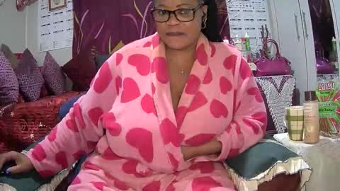 itumeleng74 online show from April 2026 07:32:01 PM