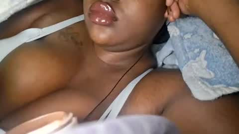 itzmocha online show from June 2026 08:08:01 AM