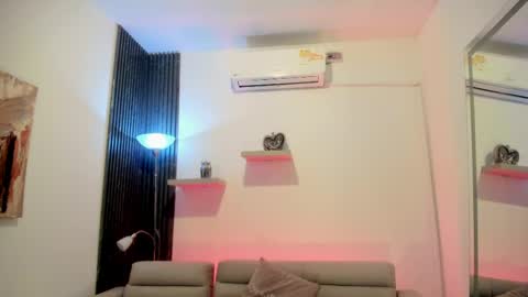 ivania_lua online show from April 2026 11:03:02 AM