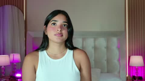 Snapshot of ivanna_yelena chatting on July 2026 06:33:01 PM Ivanna online show from July 2026 06:33:01 PM
