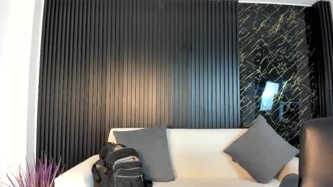 Snapshot of ivannafoxx_ chatting on December 2025 10:35:01 AM ivanna online show from December 2025 10:35:01 AM