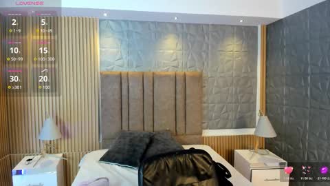 Snapshot of ivannafoxx_ chatting on February 2026 12:24:01 PM ivanna online show from February 2026 12:24:01 PM