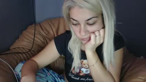 Snapshot of ivoivo1 chatting on October 2025 05:11:02 AM RosseEssor online show from October 2025 05:11:02 AM