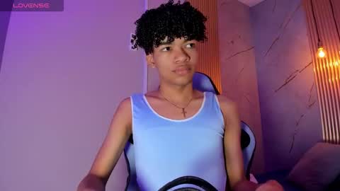 Snapshot of ivone_rose_ chatting on November 2025 12:16:01 PM Ivon online show from November 2025 12:16:01 PM