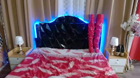 Snapshot of ivone_twinkle chatting on May 2026 03:56:01 AM ivone_twinkle online show from May 2026 03:56:01 AM