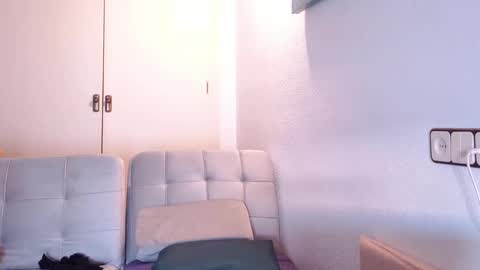 Ivonne online show from February 2025 08:52:02 AM