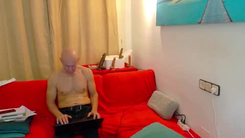 Ivonne online show from February 2026 11:20:02 AM