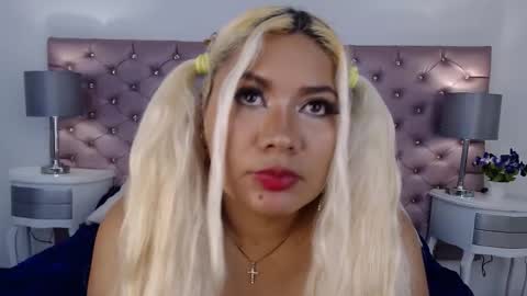 IvonnyBon online show from January 2026 03:20:01 AM