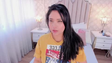 Ivonny Lee online show from April 2026 12:47:01 PM