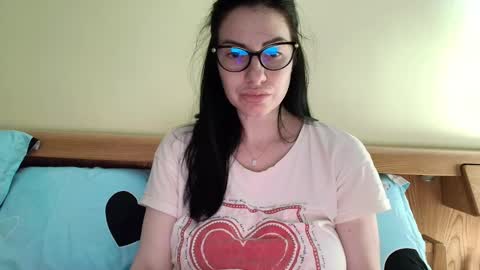 Snapshot of ivoryorchid chatting on December 2024 05:32:01 PM Ivory online show from December 2024 05:32:01 PM