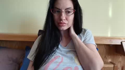 Snapshot of ivoryorchid chatting on September 2025 02:51:02 PM Ivory online show from September 2025 02:51:02 PM