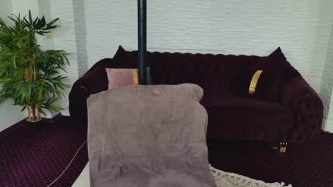 Celine online show from October 2025 05:04:02 AM