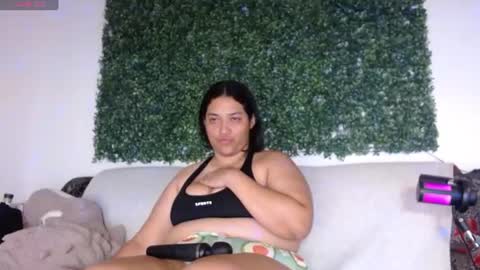 Snapshot of ivy_moon6 chatting on June 2026 03:21:01 PM ivy_moon6 online show from June 2026 03:21:01 PM