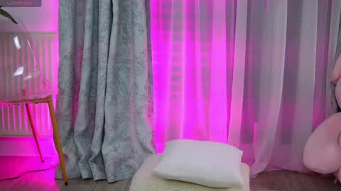 Ivy Myaa online show from April 2026 10:21:02 PM