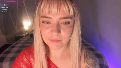 Snapshot of ivy_ragnar chatting on December 2025 04:51:01 AM Pamela online show from December 2025 04:51:01 AM