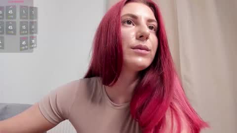 Snapshot of ivy_s chatting on November 2025 06:08:01 PM Ivy online show from November 2025 06:08:01 PM