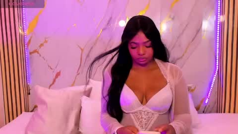 i v y  b l i s s online show from April 2026 07:31:02 PM