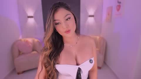 Snapshot of ivyjonesx chatting on December 2025 01:25:01 AM Ivy online show from December 2025 01:25:01 AM