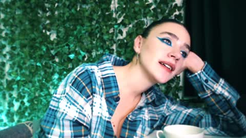 Miss Ivy online show from December 2024 02:13:01 AM