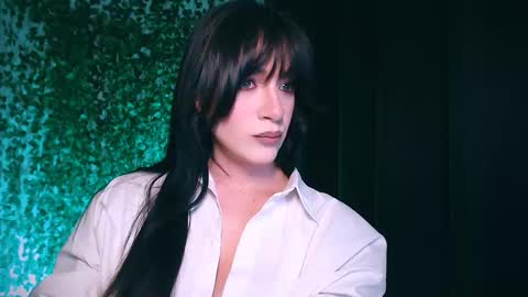 Miss Ivy online show from February 2025 03:23:02 PM