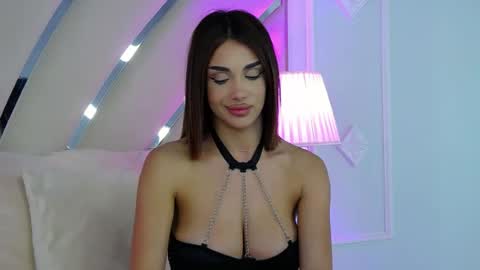 Snapshot of ivynox chatting on June 2026 05:37:01 PM Ivy online show from June 2026 05:37:01 PM