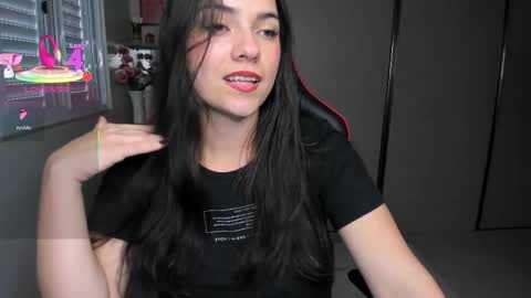 Snapshot of ivyy_scott chatting on October 2025 05:55:02 PM Ivvy online show from October 2025 05:55:02 PM