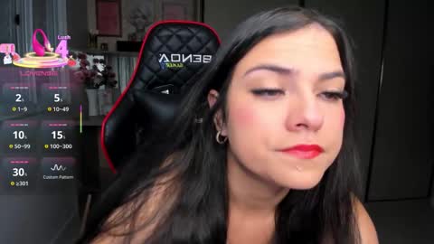 Snapshot of ivyy_scott chatting on October 2025 11:32:02 PM Ivvy online show from October 2025 11:32:02 PM