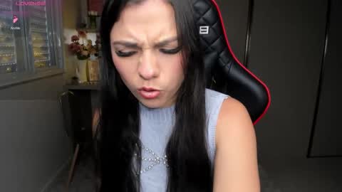 Snapshot of ivyy_scott chatting on December 2025 01:39:01 PM Ivvy online show from December 2025 01:39:01 PM