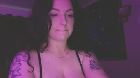 Snapshot of ivyy_sinss chatting on March 2026 12:21:01 AM Amiee online show from March 2026 12:21:01 AM