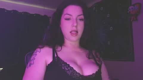 Snapshot of ivyy_sinss chatting on April 2026 12:30:02 AM Amiee online show from April 2026 12:30:02 AM