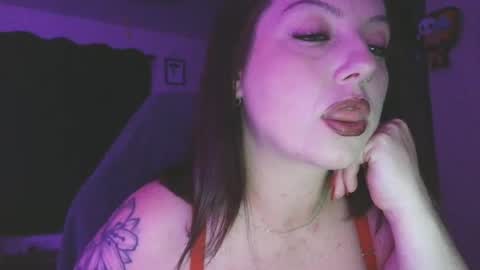 Snapshot of ivyy_sinss chatting on June 2026 02:50:01 AM Amiee online show from June 2026 02:50:01 AM