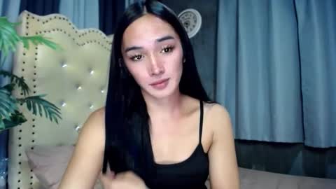 iwillcum4u_ online show from April 2026 12:17:02 PM