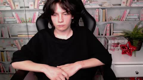 Maxim online show from February 2025 04:21:02 AM