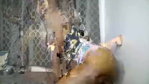 iynika online show from May 2026 10:49:02 PM