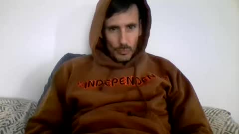 Casandro online show from November 2025 02:33:01 PM