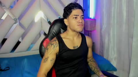izaack online show from May 2026 12:43:01 PM