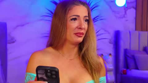 izabelle_02 online show from January 2026 05:44:01 AM