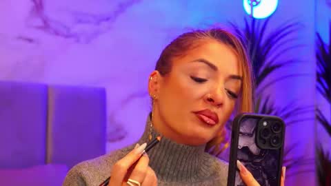 izabelle_02 online show from January 2026 06:08:01 AM