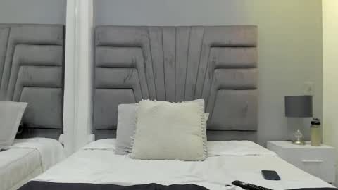 Snapshot of izato chatting on February 2025 11:10:02 AM izato online show from February 2025 11:10:02 AM