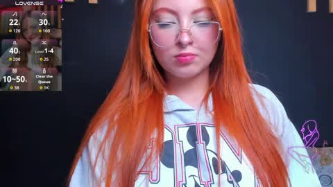 hot izys online show from April 2026 06:07:01 AM