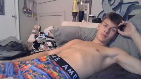 Snapshot of izzame2 chatting on November 2025 06:18:02 PM Willis online show from November 2025 06:18:02 PM