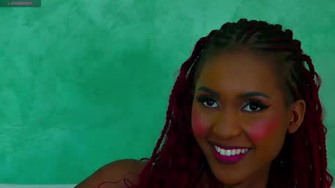 Snapshot of izzie_sugar chatting on September 2025 07:48:02 PM Sugar Babe online show from September 2025 07:48:02 PM