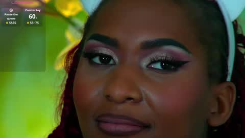 Snapshot of izzie_sugar chatting on October 2025 07:13:01 PM Sugar Babe online show from October 2025 07:13:01 PM