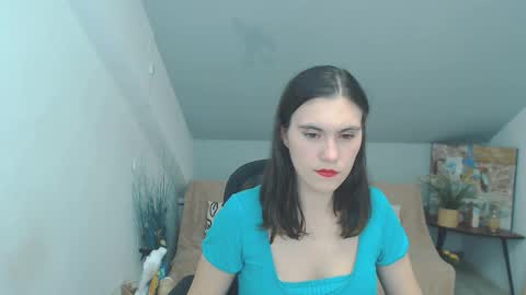 Izzy online show from November 2025 09:02:01 PM