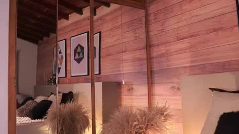 Snapshot of izzywild1 chatting on November 2025 11:13:01 AM izzywild1 online show from November 2025 11:13:01 AM