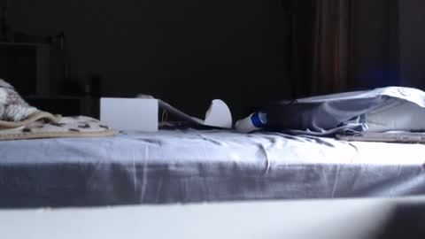 J3RKZ online show from November 2025 01:17:01 AM