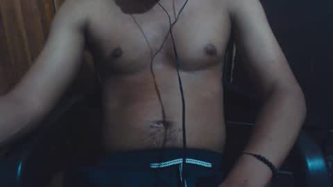 J online show from October 2025 03:31:02 AM